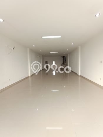 Ruko Dijual di Jagakarsa LT 218m2, LB 294m2 Solusi Investasi Cerdas Ruko Dijual di Jagakarsa LT 218m2, LB 294m2 Solusi Investasi Cerdas
