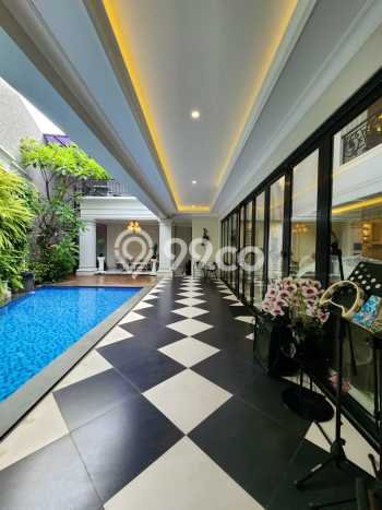 Jual Rumah Mewah Megah Dengan View Eksklusif di Pondok Indah, Jakarta Selatan Jual Rumah Mewah Megah Dengan View Eksklusif di Pondok Indah, Jakarta Selatan