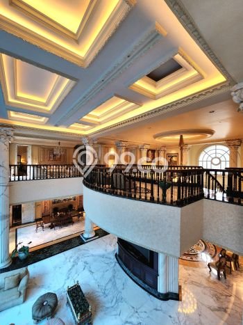 Hunian Elit LB 2700m2 Siap Pakai Desain Elegan di Pondok Indah, Jakarta Selatan Hunian Elit LB 2700m2 Siap Pakai Desain Elegan di Pondok Indah, Jakarta Selatan