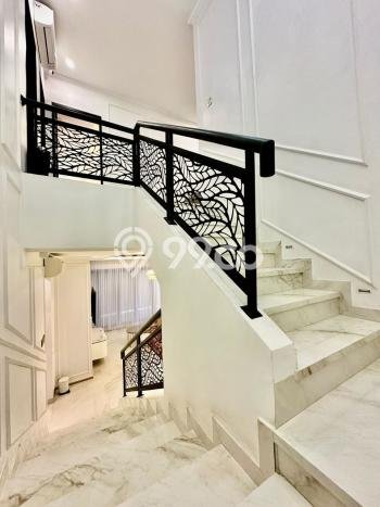 Hunian Elit LB 500m2 Siap Pakai Desain Elegan di Fatmawati, Jakarta Selatan Hunian Elit LB 500m2 Siap Pakai Desain Elegan di Fatmawati, Jakarta Selatan