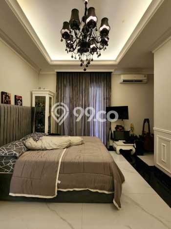 Jual Rumah Mewah Megah Dengan View Eksklusif di Pondok Indah, Jakarta Selatan Jual Rumah Mewah Megah Dengan View Eksklusif di Pondok Indah, Jakarta Selatan
