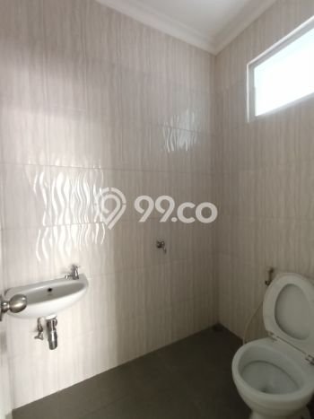 Ruko Dijual di Jagakarsa LT 218m2, LB 294m2 Solusi Investasi Cerdas Ruko Dijual di Jagakarsa LT 218m2, LB 294m2 Solusi Investasi Cerdas