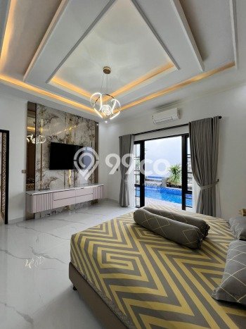 Ready to Use! Premium House LT 406m2 Desain Elegan di Pondok Indah Ready to Use! Premium House LT 406m2 Desain Elegan di Pondok Indah