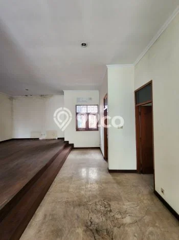For Sale! Luxury House LT 291m2 Desain Modern di Pegangsaan For Sale! Luxury House LT 291m2 Desain Modern di Pegangsaan