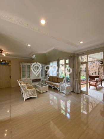 Rumah SUPER MEWAH! area Cinere, Jakarta Selatan, LT 400m² Bangunan 700m², HARGA SPESIAL Rumah SUPER MEWAH! area Cinere, Jakarta Selatan, LT 400m² Bangunan 700m², HARGA SPESIAL