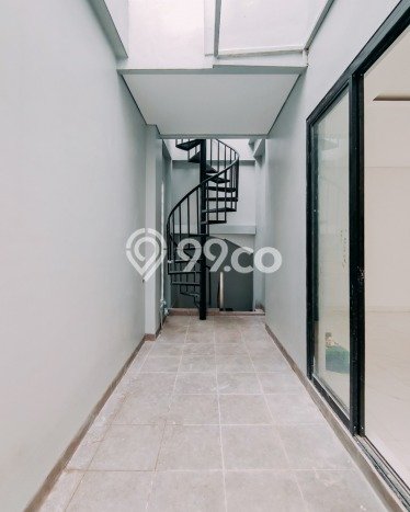 Hunian Eksklusif Siap Huni LT 396m2 di Cilandak, Jakarta Selatan Hunian Eksklusif Siap Huni LT 396m2 di Cilandak, Jakarta Selatan