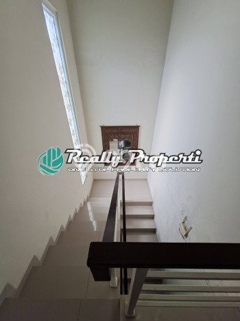 For Sale Hunian Rumah Terawat 3 Kamar di Jatibening, Bekasi For Sale Hunian Rumah Terawat 3 Kamar di Jatibening, Bekasi