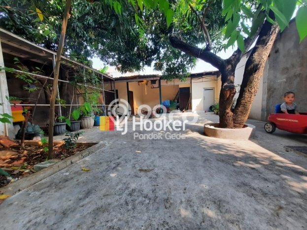 Rumah di Jatimakmur Ada Halaman Depan Dan Belakang Rumah di Jatimakmur Ada Halaman Depan Dan Belakang