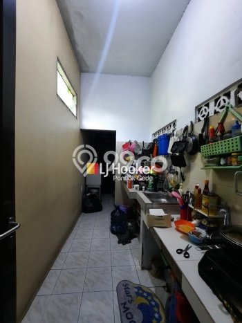 Rumah di Jatimakmur Ada Halaman Depan Dan Belakang Rumah di Jatimakmur Ada Halaman Depan Dan Belakang