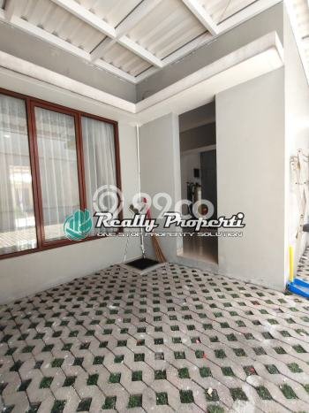Siap Huni Rumah Mewah 3 Kamar di Pondokmelati Dekat ke Mana Pun Siap Huni Rumah Mewah 3 Kamar di Pondokmelati Dekat ke Mana Pun
