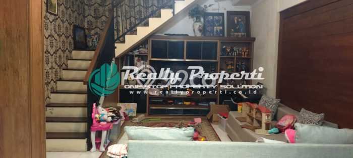 Rumah Minimalis 4 KT di Jatibening Bekasi Semi Furnished Rumah Minimalis 4 KT di Jatibening Bekasi Semi Furnished