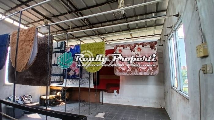 Ruko Bagus LT 90m2 LB 172m2 Dijual di Rawalumbu Bekasi Ruko Bagus LT 90m2 LB 172m2 Dijual di Rawalumbu Bekasi