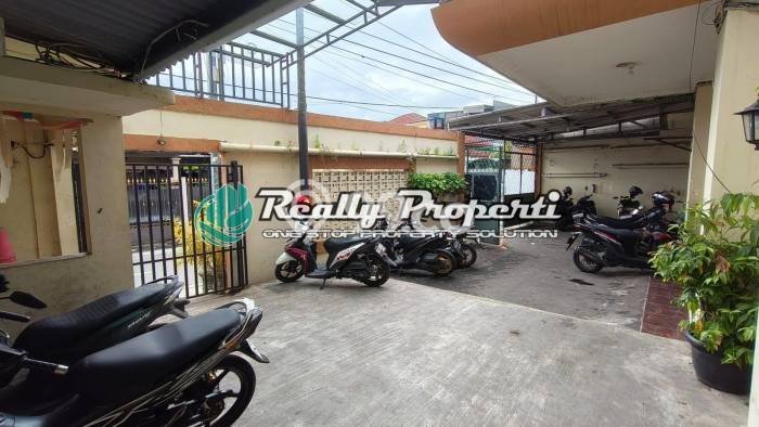 Ready to Use! Premium House LT 407m2 Desain Elegan di Pondok Bambu Ready to Use! Premium House LT 407m2 Desain Elegan di Pondok Bambu