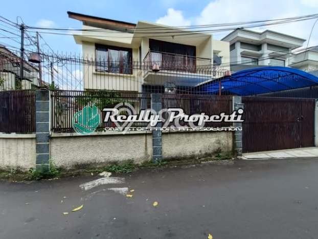 Dijual Rumah Mewah Megah Dengan View Eksklusif di Jatiwaringin, Bekasi Dijual Rumah Mewah Megah Dengan View Eksklusif di Jatiwaringin, Bekasi