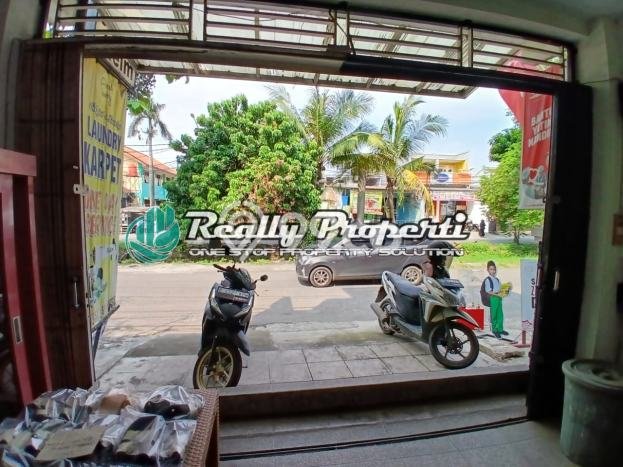 Ruko Bagus LT 90m2 LB 172m2 Dijual di Rawalumbu Bekasi Ruko Bagus LT 90m2 LB 172m2 Dijual di Rawalumbu Bekasi