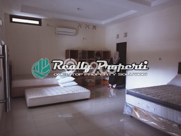 Siap Huni Rumah Mewah 6 Kamar di Parung Dekat ke Mana Pun Siap Huni Rumah Mewah 6 Kamar di Parung Dekat ke Mana Pun