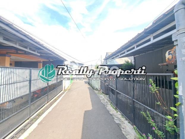 Jual Rumah Eksklusif 5 KT di Jatiwaringin, Bekasi Jual Rumah Eksklusif 5 KT di Jatiwaringin, Bekasi