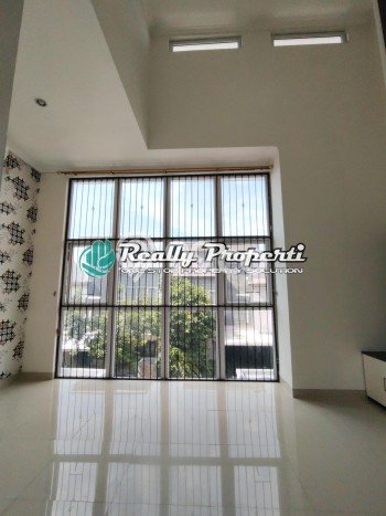 For Sale Hunian Rumah Nyaman 4 Kamar di Pondok Kelapa, Jakarta Timur For Sale Hunian Rumah Nyaman 4 Kamar di Pondok Kelapa, Jakarta Timur