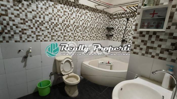 Ready to Use! Premium House LT 407m2 Desain Elegan di Pondok Bambu Ready to Use! Premium House LT 407m2 Desain Elegan di Pondok Bambu