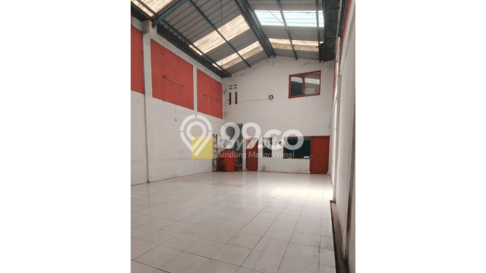 Unit Gudang Dijual di Bandung LT 140m2 & LB 130m2 Unit Gudang Dijual di Bandung LT 140m2 & LB 130m2