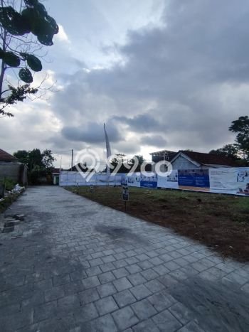 Kost Dijual Lokasi Ngaglik, Sleman, 11 KT, 11 KM, 220m2 Kost Dijual Lokasi Ngaglik, Sleman, 11 KT, 11 KM, 220m2