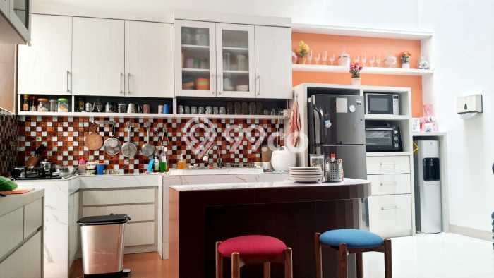 Rumah Modern Cantik 3 KT Bisa Langsung Pindah di Ciracas Rumah Modern Cantik 3 KT Bisa Langsung Pindah di Ciracas