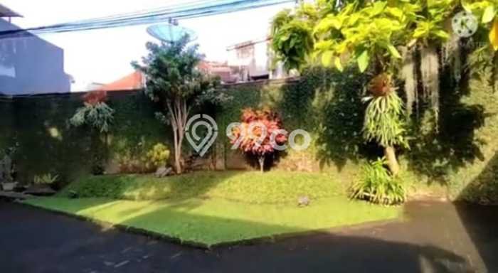 Rumah Strategis Sukajadi, Bandung, LT 1061m2m² LB 407m2m² Rumah Strategis Sukajadi, Bandung, LT 1061m2m² LB 407m2m²