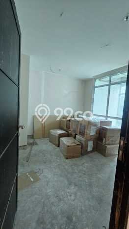 Ready to Use! Luxury House LT 304m2 Desain Modern di Cipete Ready to Use! Luxury House LT 304m2 Desain Modern di Cipete