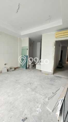 Ready to Use! Luxury House LT 304m2 Desain Modern di Cipete Ready to Use! Luxury House LT 304m2 Desain Modern di Cipete
