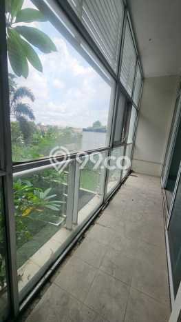 Ready to Use! Luxury House LT 304m2 Desain Modern di Cipete Ready to Use! Luxury House LT 304m2 Desain Modern di Cipete