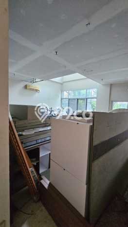 Ready to Use! Luxury House LT 304m2 Desain Modern di Cipete Ready to Use! Luxury House LT 304m2 Desain Modern di Cipete