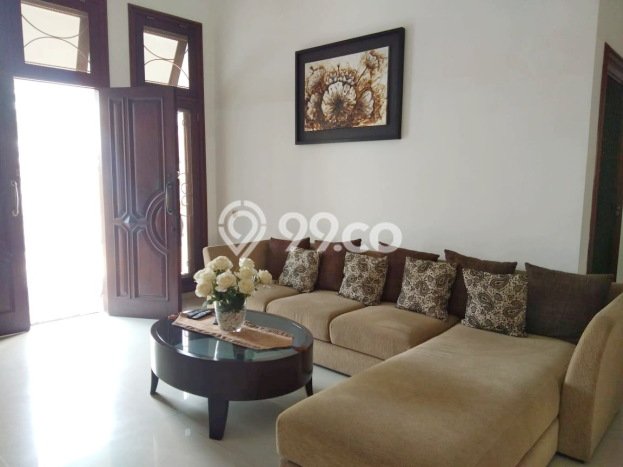 Rumah Strategis 3 KT Luas Tanah 300m2m² di Gubeng, Surabaya Rumah Strategis 3 KT Luas Tanah 300m2m² di Gubeng, Surabaya