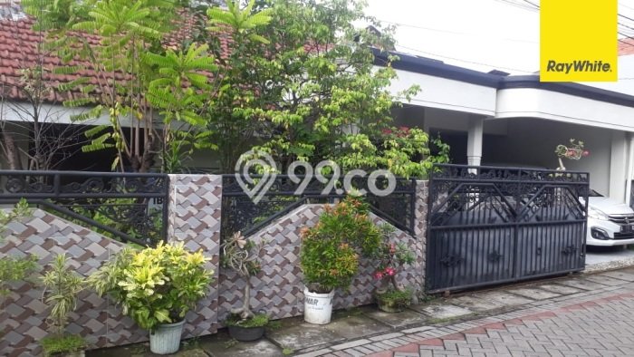 HARGA TERBAIK! Rumah Berkualitas di , LT 336m2m² Bangunan 295m2m² HARGA TERBAIK! Rumah Berkualitas di , LT 336m2m² Bangunan 295m2m²