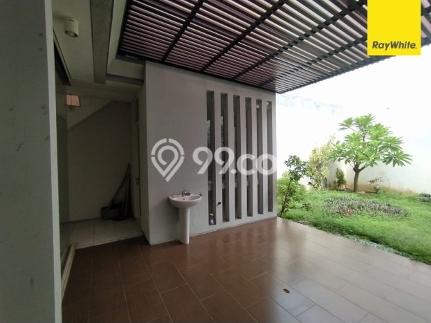 FEATURED! Rumah Asri area , Luas 283m2m² Bangunan 300m2m² FEATURED! Rumah Asri area , Luas 283m2m² Bangunan 300m2m²