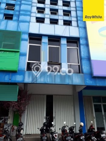 Ruko di Semolowaru, Luas 180m2m², Area Komersial, Ramai Ruko di Semolowaru, Luas 180m2m², Area Komersial, Ramai