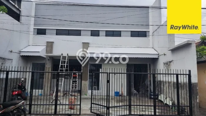 AREA PROSPEKTIF! Ruko Kawasan , Luas 140m2m², Lokasi Strategis AREA PROSPEKTIF! Ruko Kawasan , Luas 140m2m², Lokasi Strategis