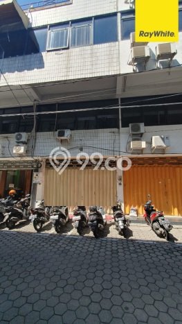 LOKASI TERBAIK! Ruko Kawasan Ngagel, Luas 200m2m², Jalan Strategis LOKASI TERBAIK! Ruko Kawasan Ngagel, Luas 200m2m², Jalan Strategis