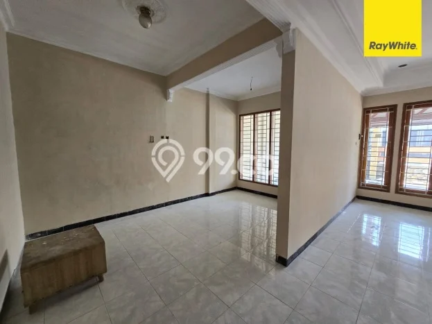 Jual Rumah Favorit Siap Huni LB 200m2 di Sidoarjo, Sidoarjo Jual Rumah Favorit Siap Huni LB 200m2 di Sidoarjo, Sidoarjo