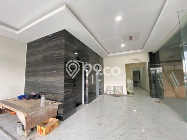 Kantor Dijual di Jakarta Selatan LT 965m2 & LB 4000m2 Lokasi Terbaik! Kantor Dijual di Jakarta Selatan LT 965m2 & LB 4000m2 Lokasi Terbaik!