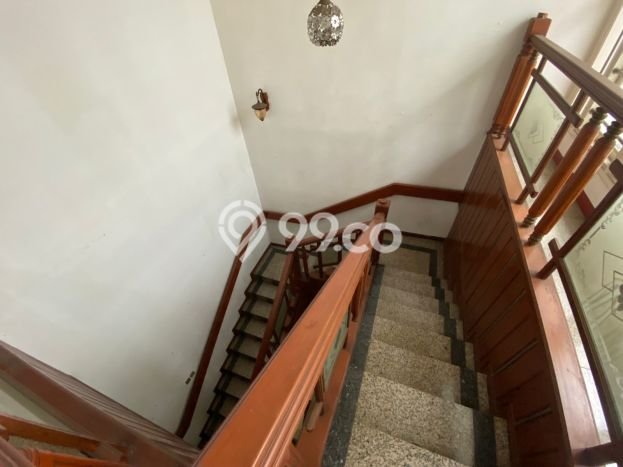Rumah Premium LT 300m² / LB 500m² di Kompleks Cluster Kebayoran Lama, Jakarta Selatan Rumah Premium LT 300m² / LB 500m² di Kompleks Cluster Kebayoran Lama, Jakarta Selatan
