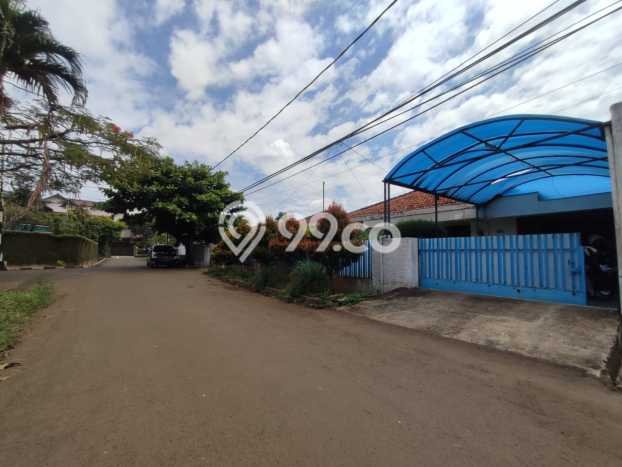 Ready to Use! Premium House LT 482m2 Desain Elegan di Pangkalan Jati Ready to Use! Premium House LT 482m2 Desain Elegan di Pangkalan Jati