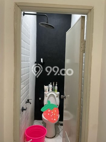 Rumah Lokasi Strategis area Cinere, Depok, Luas 72m² Bangunan 92m² Rumah Lokasi Strategis area Cinere, Depok, Luas 72m² Bangunan 92m²
