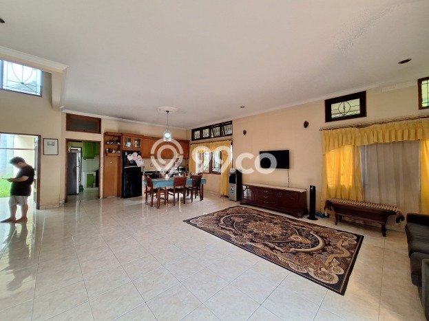 Rumah Mewah Siap Huni LT 500m2 di Ciputat Timur, Tangerang Selatan Rumah Mewah Siap Huni LT 500m2 di Ciputat Timur, Tangerang Selatan