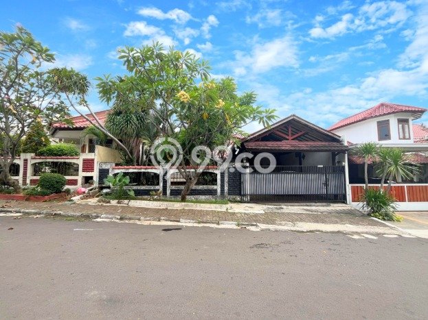 Hunian Mewah Siap Huni LT 300m2 di Cinere, Depok Hunian Mewah Siap Huni LT 300m2 di Cinere, Depok