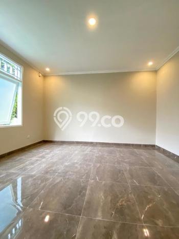 Rumah Elit Modern Tanpa Renovasi di Lebak Bulus Jakarta Selatan Rumah Elit Modern Tanpa Renovasi di Lebak Bulus Jakarta Selatan