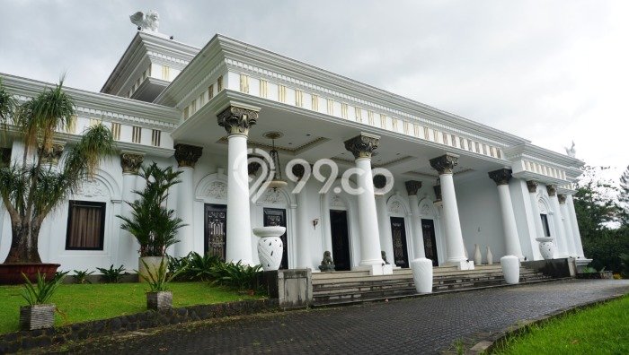 For Sale! Premium House LT 4758m2 Desain Modern di Sentul City For Sale! Premium House LT 4758m2 Desain Modern di Sentul City