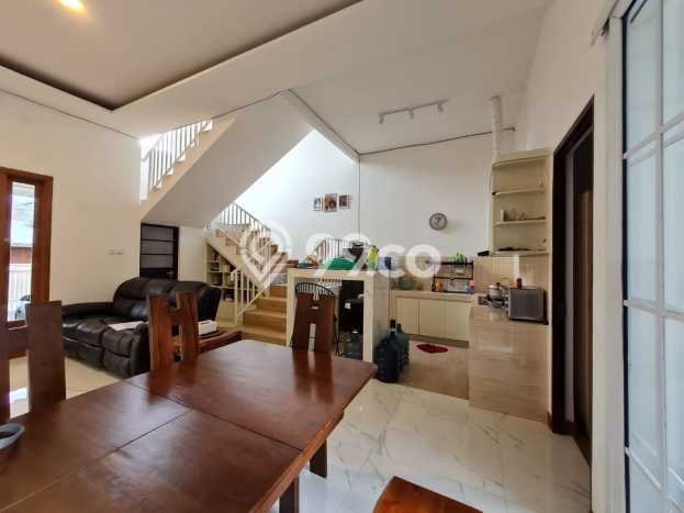 Dijual Cepat Rumah Bagus Siap Huni LB 211m2 di Cinere, Depok Dijual Cepat Rumah Bagus Siap Huni LB 211m2 di Cinere, Depok