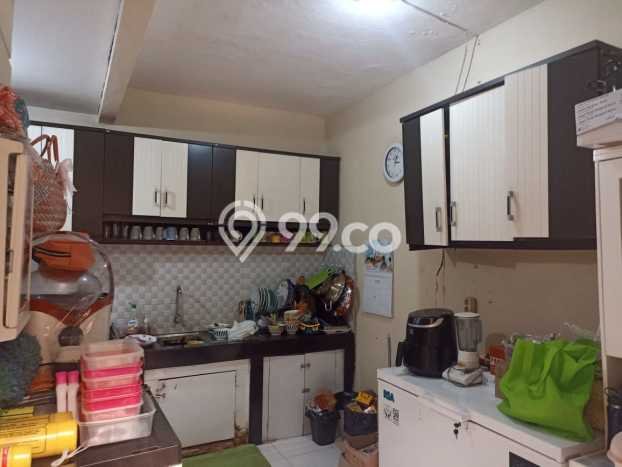 Rumah Eksklusif Dijual LT 240m2 di Cinere, Depok Rumah Eksklusif Dijual LT 240m2 di Cinere, Depok