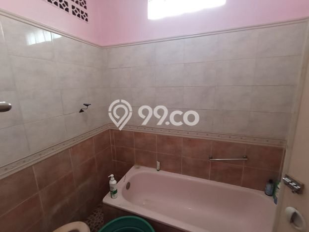 Dijual Cepat Rumah Favorit Siap Huni LB 228m2 di Sawangan, Depok Dijual Cepat Rumah Favorit Siap Huni LB 228m2 di Sawangan, Depok
