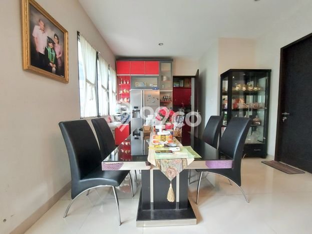 Hunian Elit LB 225m2 Siap Pakai Desain Elegan di Pondok Labu, Jakarta Selatan Hunian Elit LB 225m2 Siap Pakai Desain Elegan di Pondok Labu, Jakarta Selatan